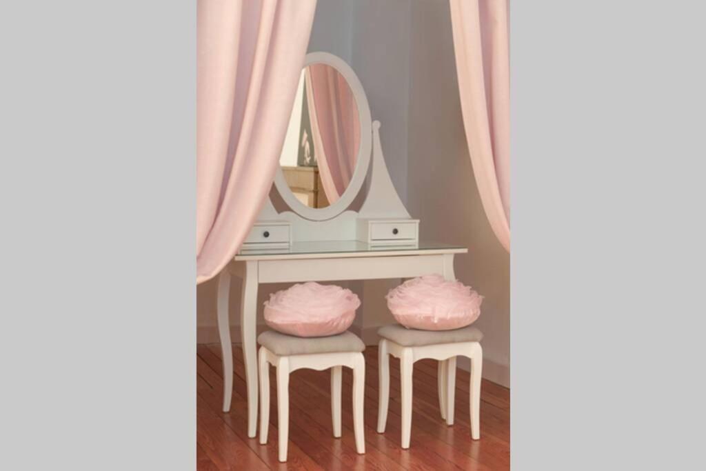Chez La Tante Louise - Appartement Prive De Charme Passenans Eksteriør bilde